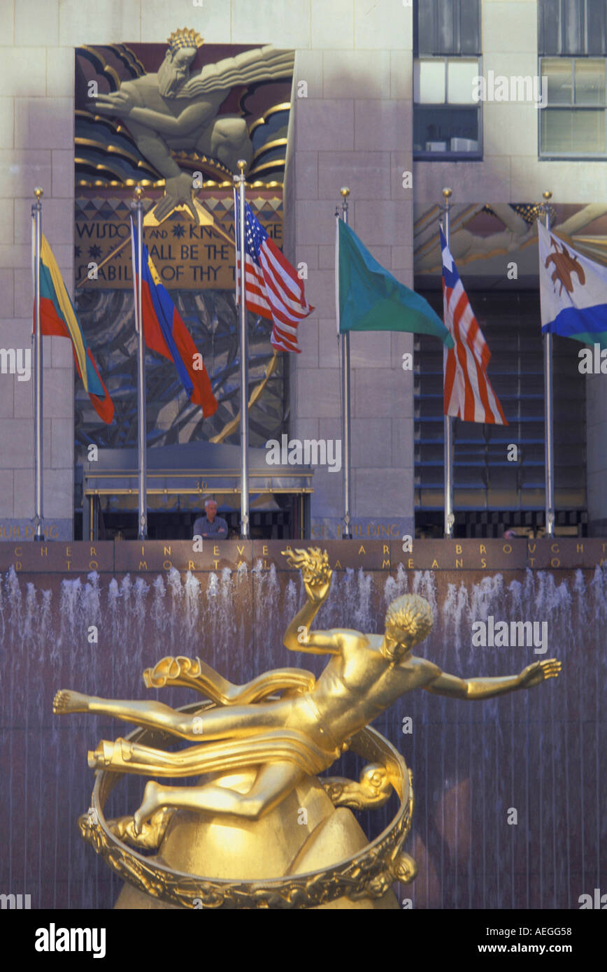 Statue at Rockefeller center Stock Photo Alamy