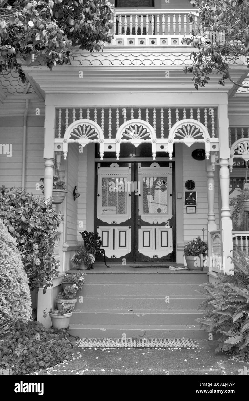 The Gingerbread Mansion in Ferndale California Stock Photo Alamy