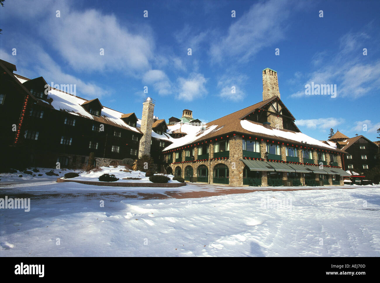 Montebello quebec hires stock photography and images Alamy
