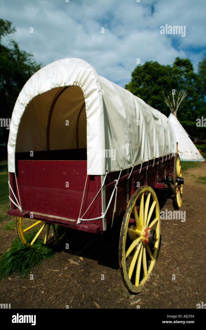 Boy wagon hi-res stock photography and images - Alamy
