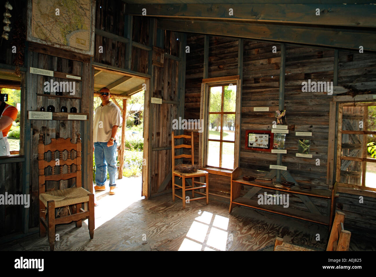 Inside An Old Pioneer House Stock Photo 2533412 Alamy