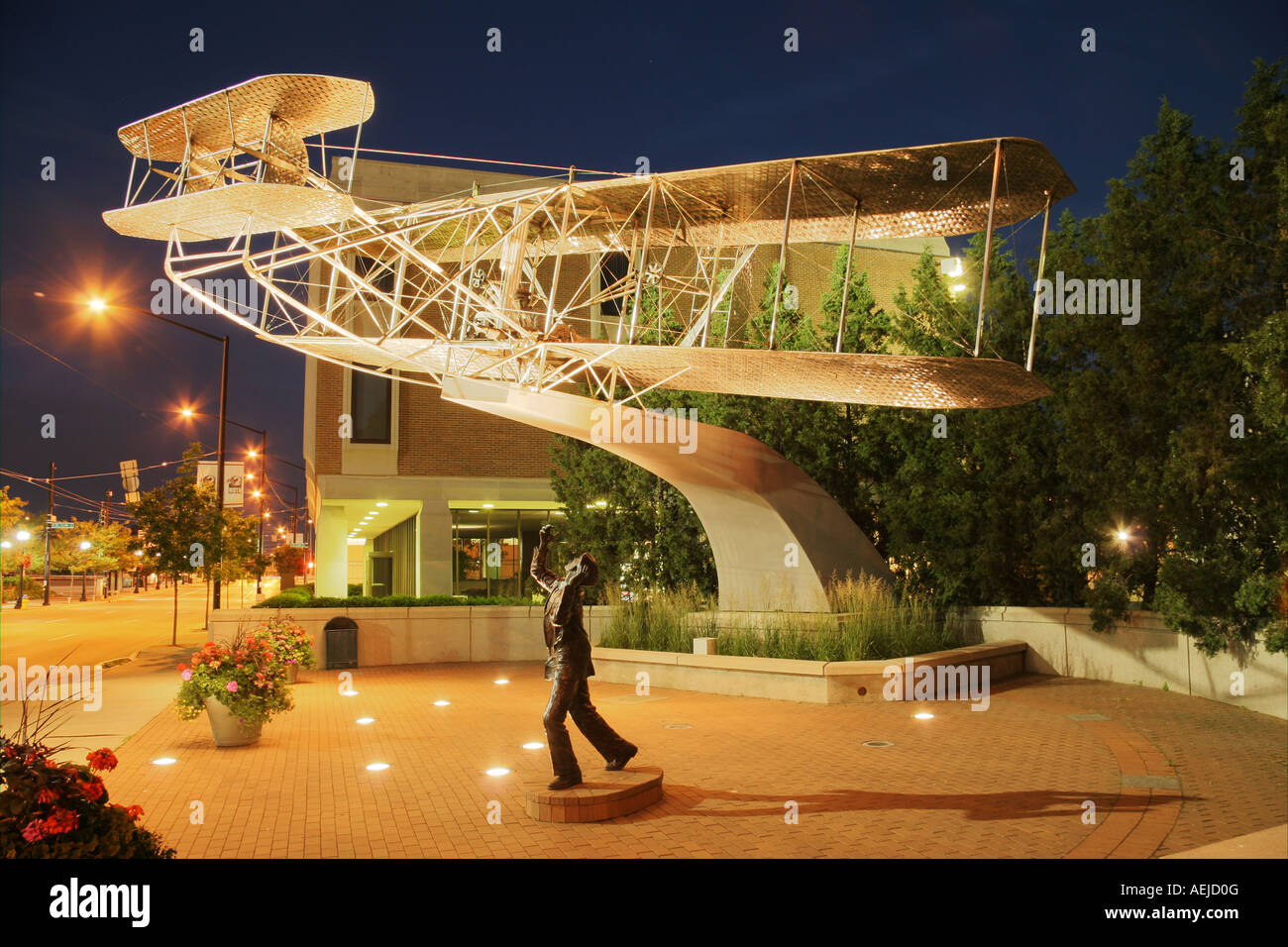 Tribute to the Wright Brothers Dayton Ohio Stock Photo Alamy