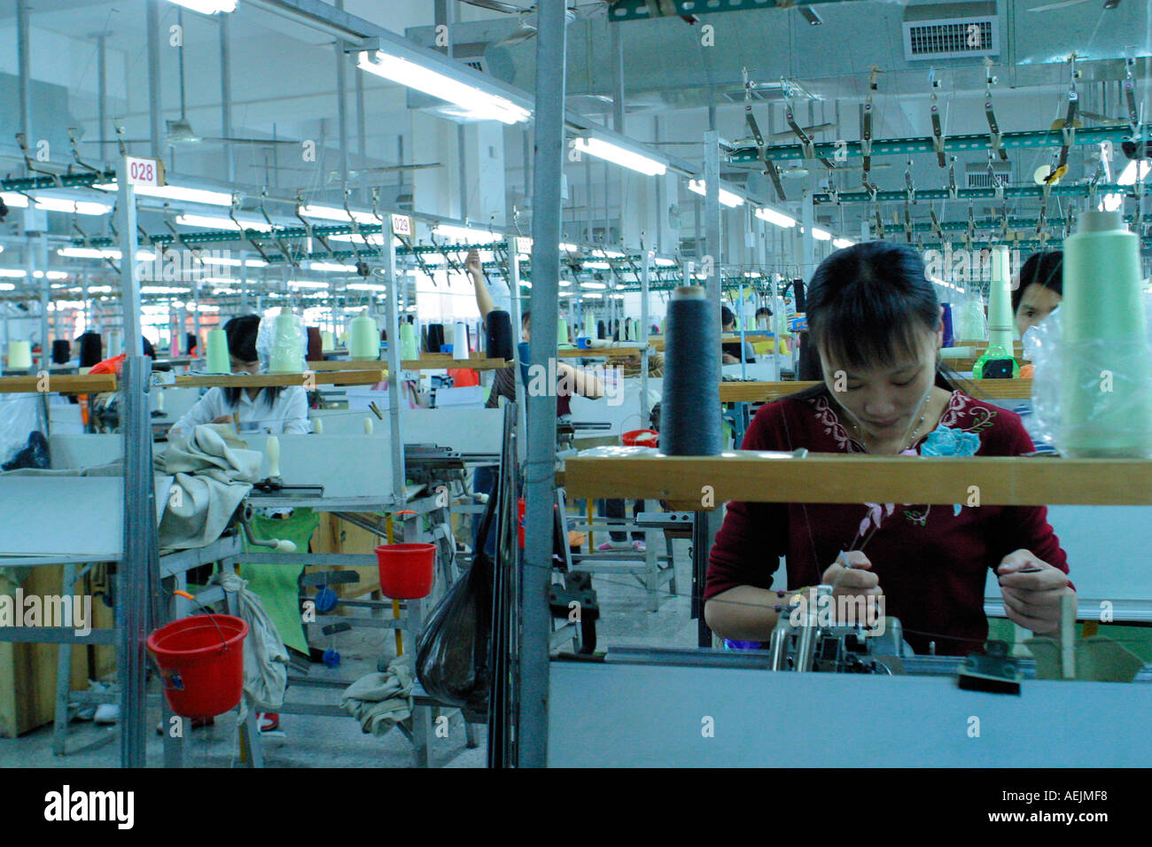 Textiles plant hi-res stock photography and images - Alamy