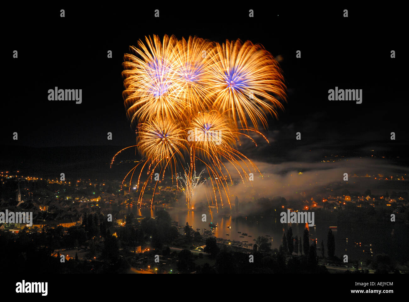 Stein am Rhein - Fireworks over the rhineriver on the occasion of Swiss  national holiday. Switzerland, Europe Stock Photo - Alamy