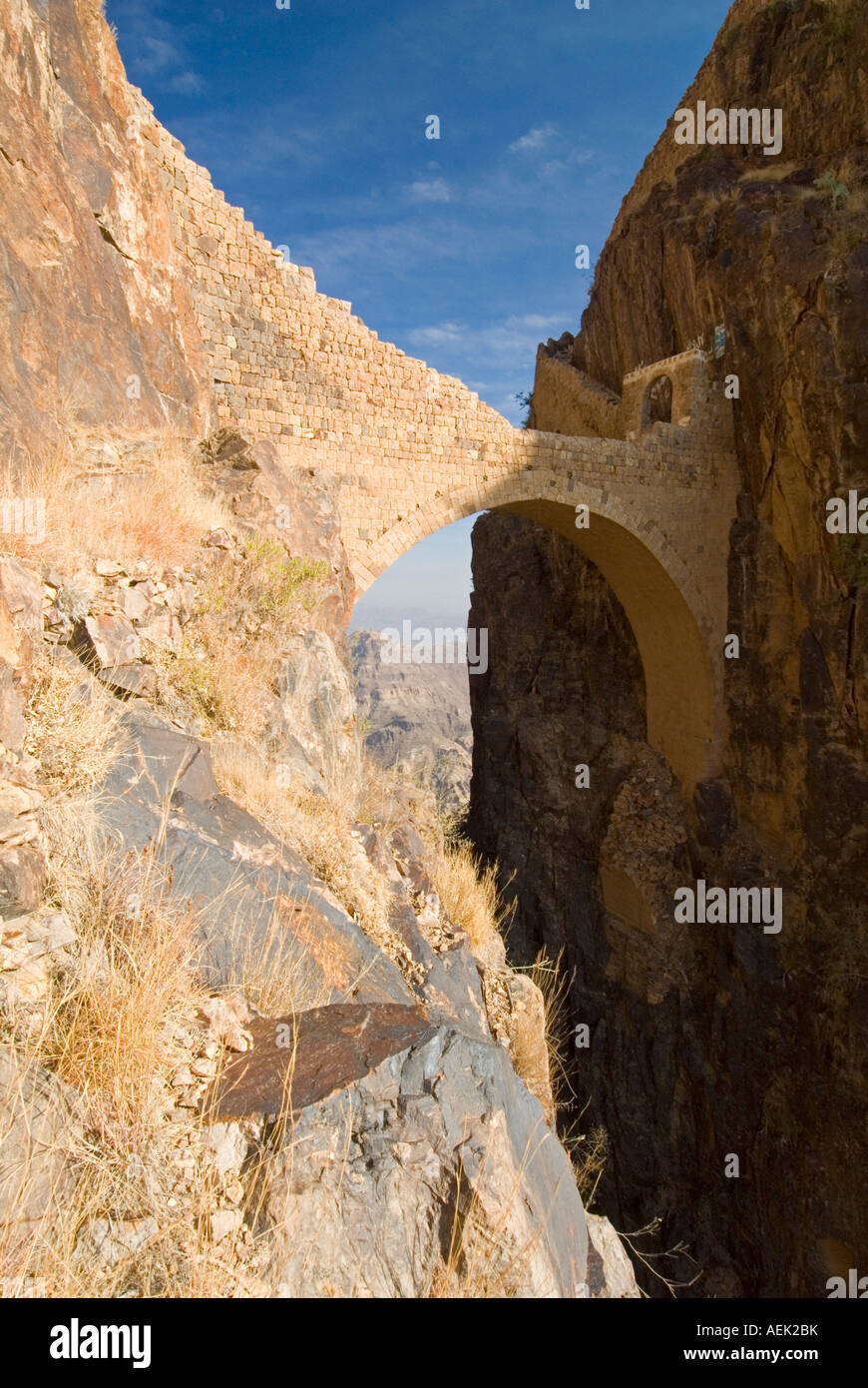 Stone bridge of Shaharah, Yemen Stock Photo