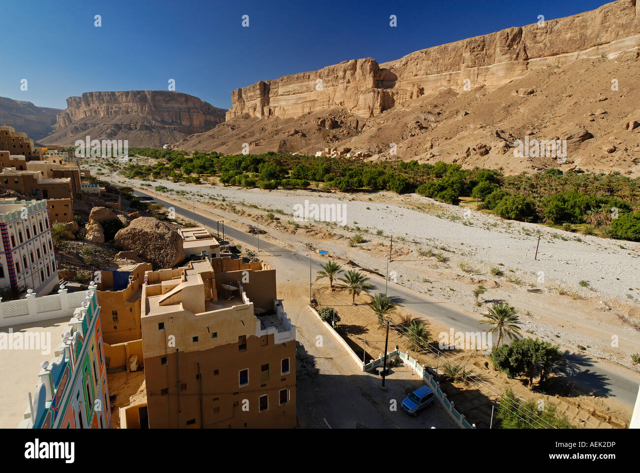 Hotel Bait, Beit Bugshan, Khaylla, Khaylah village, Wadi Doan, Wadi Hadramaut, Yemen Stock Photo