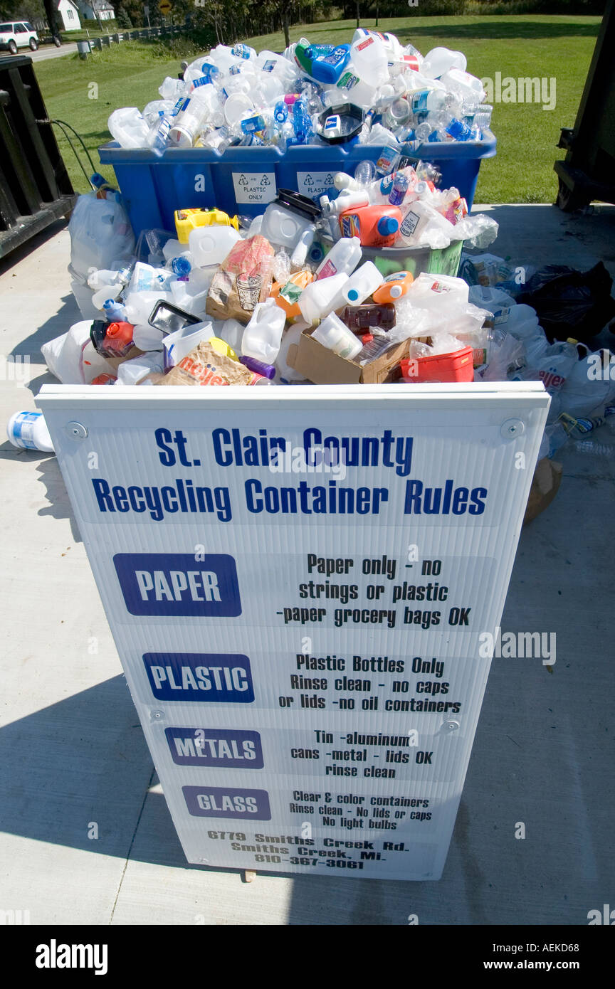 Recycling center for plastic bottles and containers Stock Photo Alamy