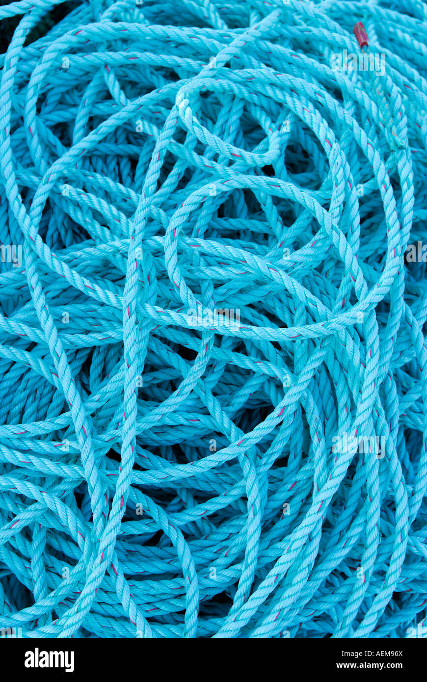 Entwined rope hi-res stock photography and images - Alamy, two ropes  intertwined