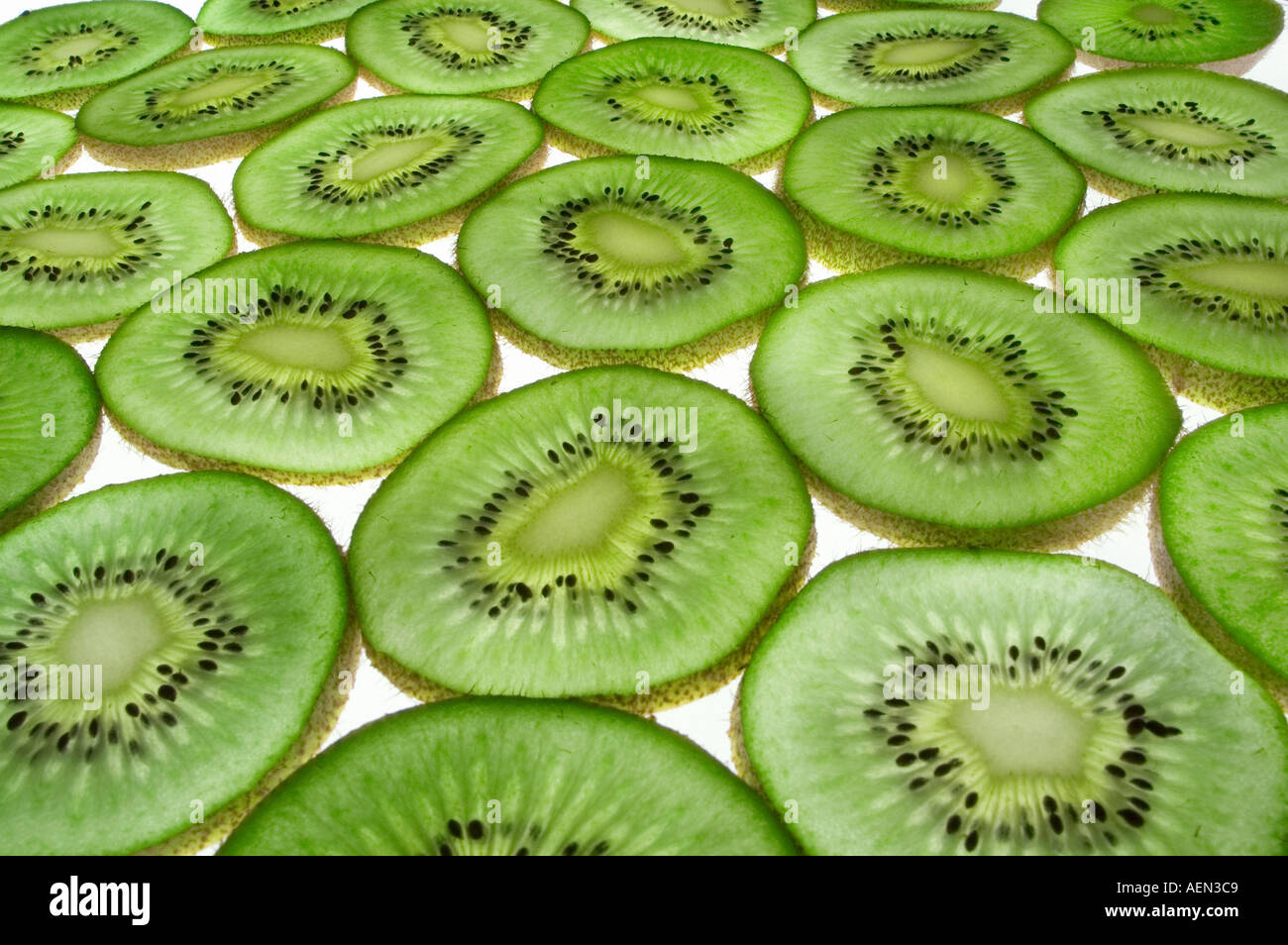 KIWI FRUIT SLICED BACKGROUND Stock Photo - Alamy
