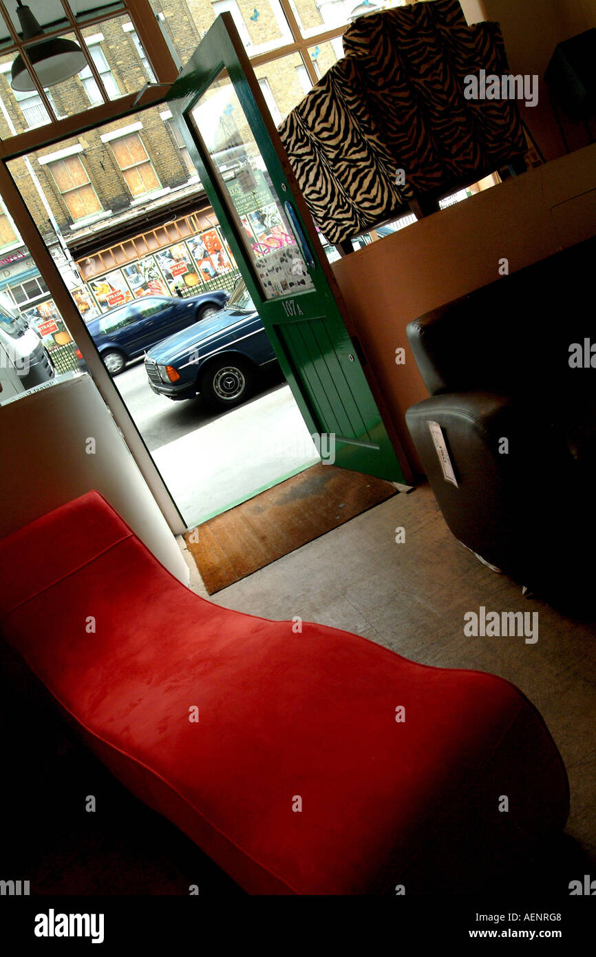 Vintage Furniture Shop London Stock Photos & Vintage Furniture Shop London Stock Images Alamy