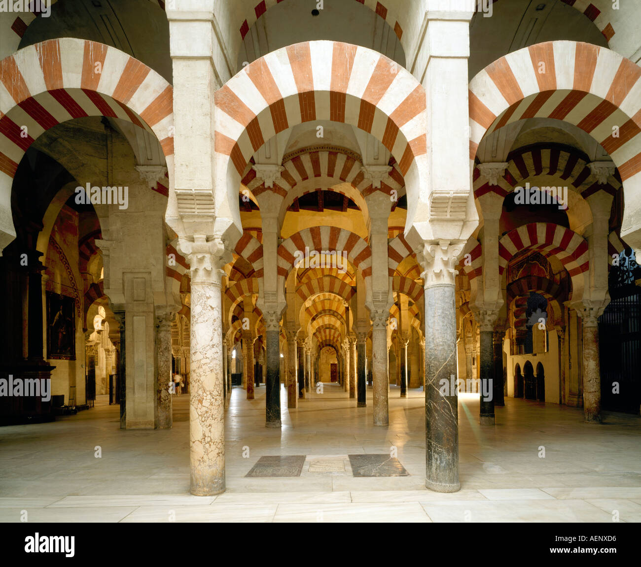 Cordoba, Große Moschee ( Mesquita), Innenansicht, Säulenwald Stock Photo