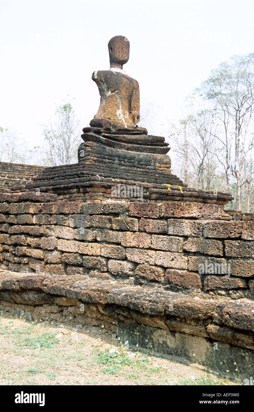 Statue, Kamphaeng Phet Historical Park, Kamphaeng Phet, Thailand Stock Photo