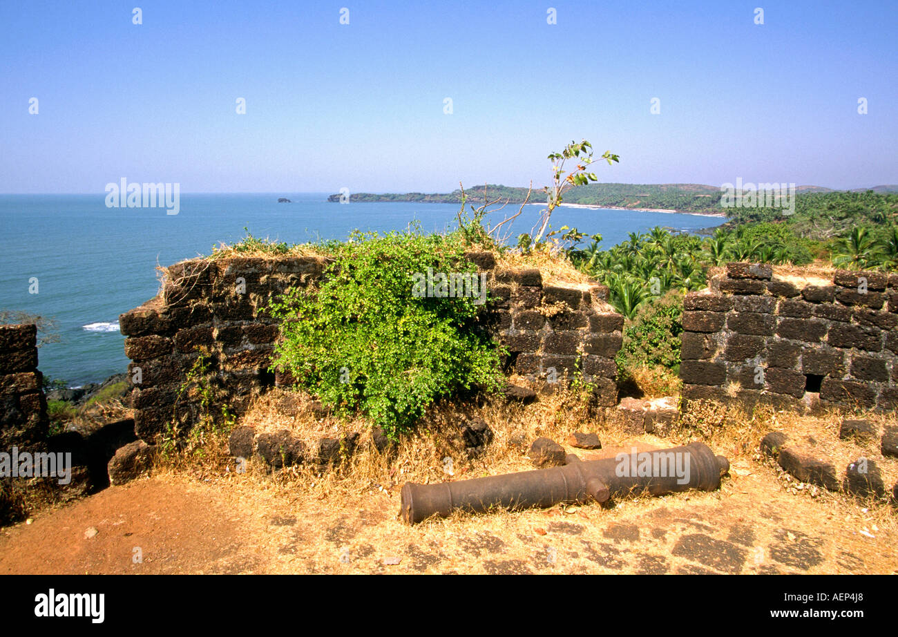India Goa Cabo de Rama fort abandoned Portuguese cannon Stock Photo