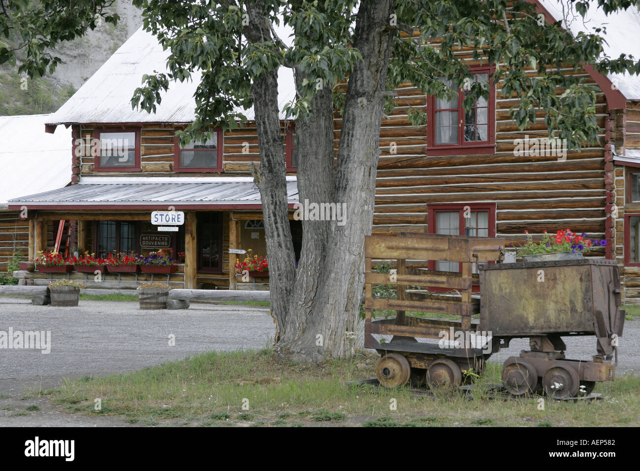 Gakona Lodge and Trading Post built 1905 Alaska USA Stock Photo