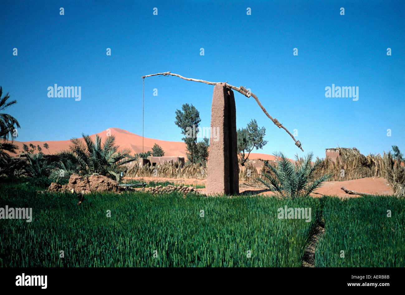 draw well oasis of taghit algeria Stock Photo