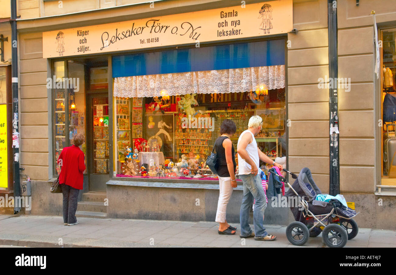 Pram Shop Window High Resolution Stock Photography and Images - Alamy