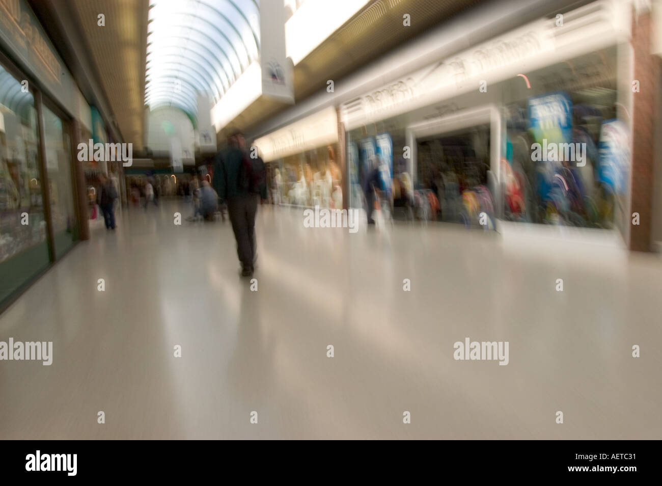 Uk retail shopping centre hi-res stock photography and images - Alamy
