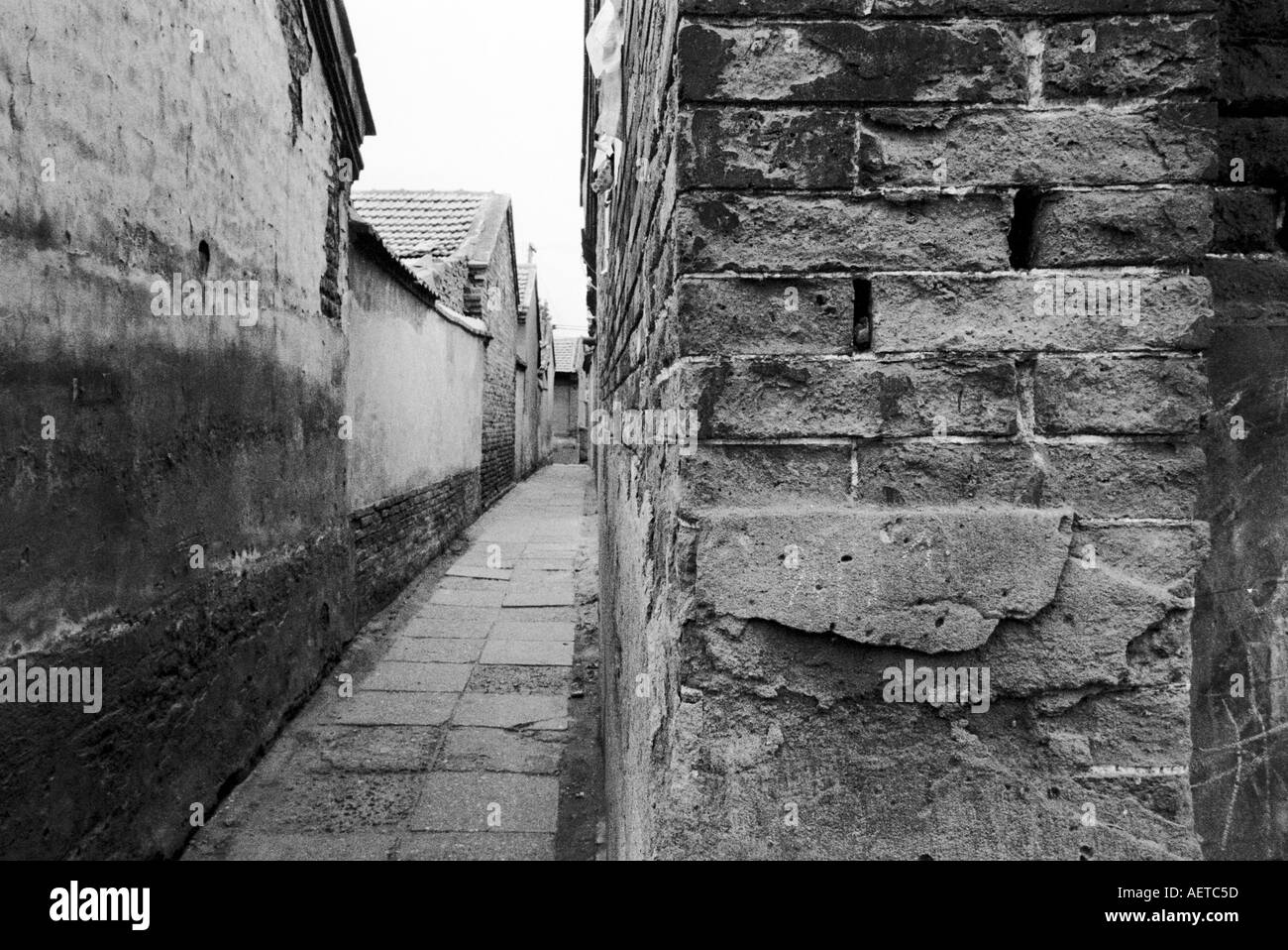 Detail of an old wall in a Beijing hutong 2003 China Stock Photo