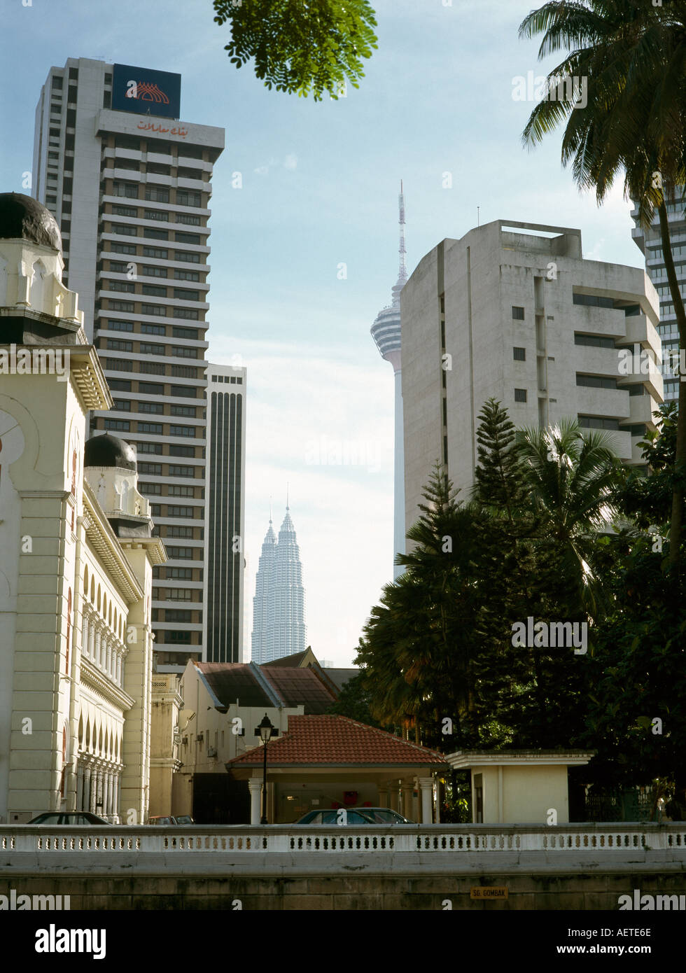 Curated visual reference: Fresh Look at Kuala Lumpur Central Business District Hi Res Stock Photography And