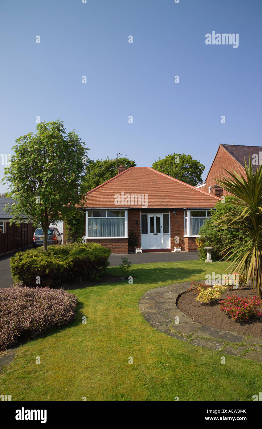 Bungalow Wirral Merseyside England Stock Photo Alamy