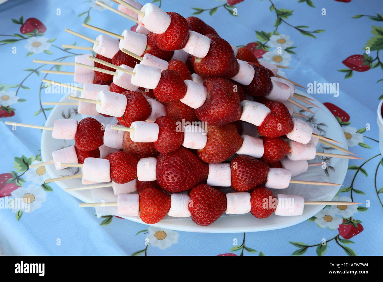 Strawberry marshmallow skewer hires stock photography and images Alamy