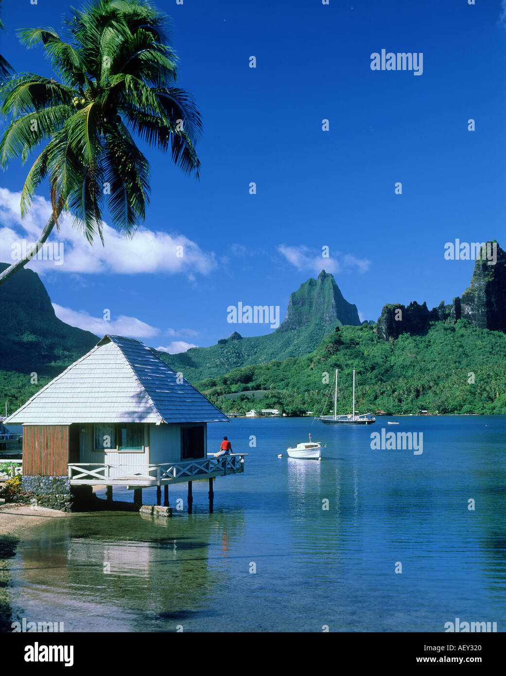 Cook s Bay MOOREA TAHITI Stock Photo - Alamy
