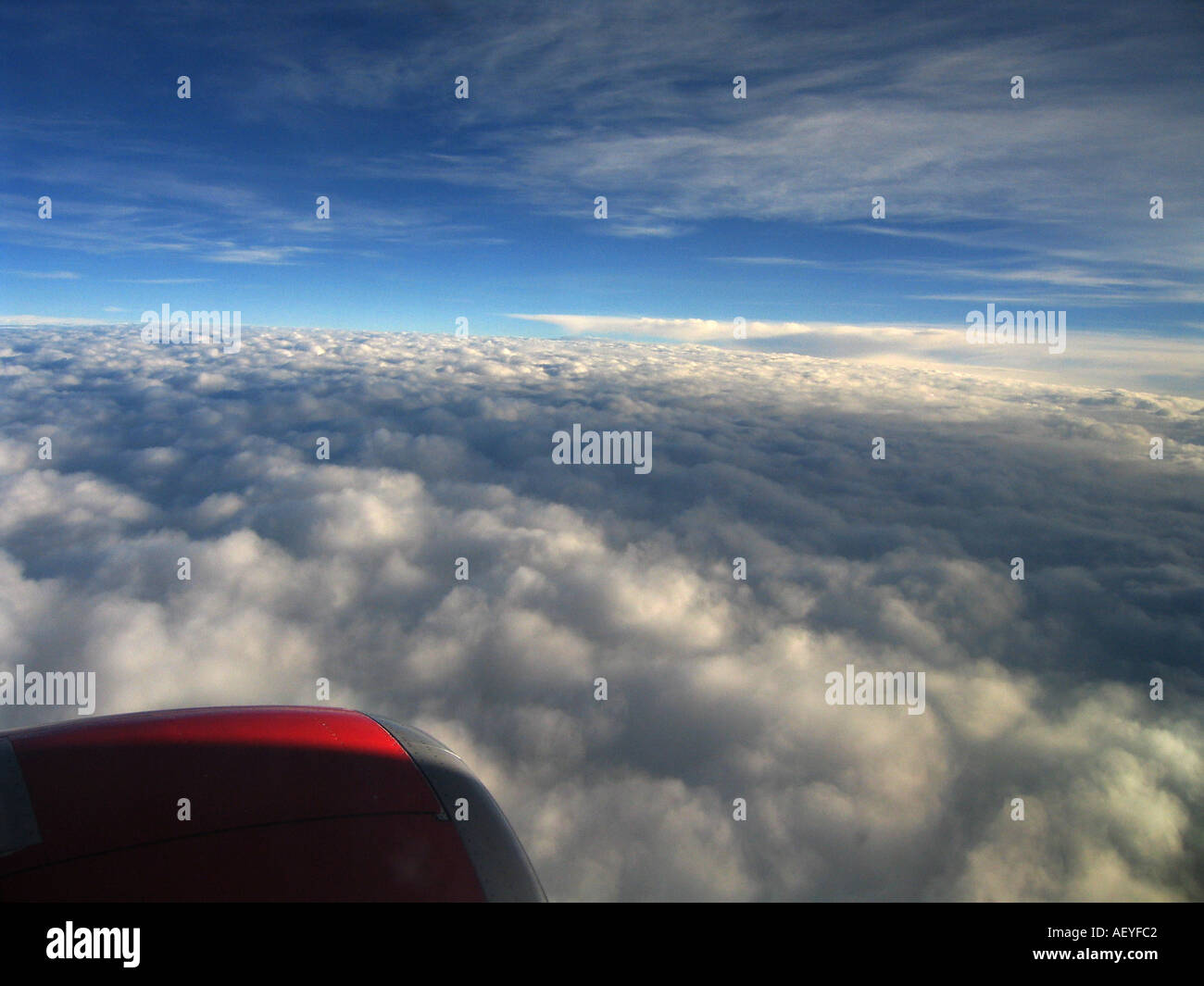 High altitude plane hi-res stock photography and images - Alamy