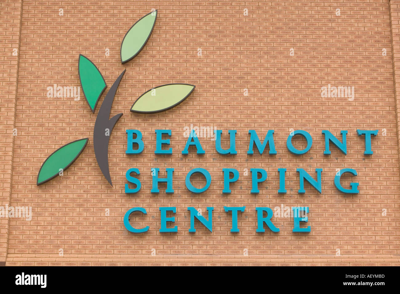 Beaumont leys shopping centre leicester hires stock photography and