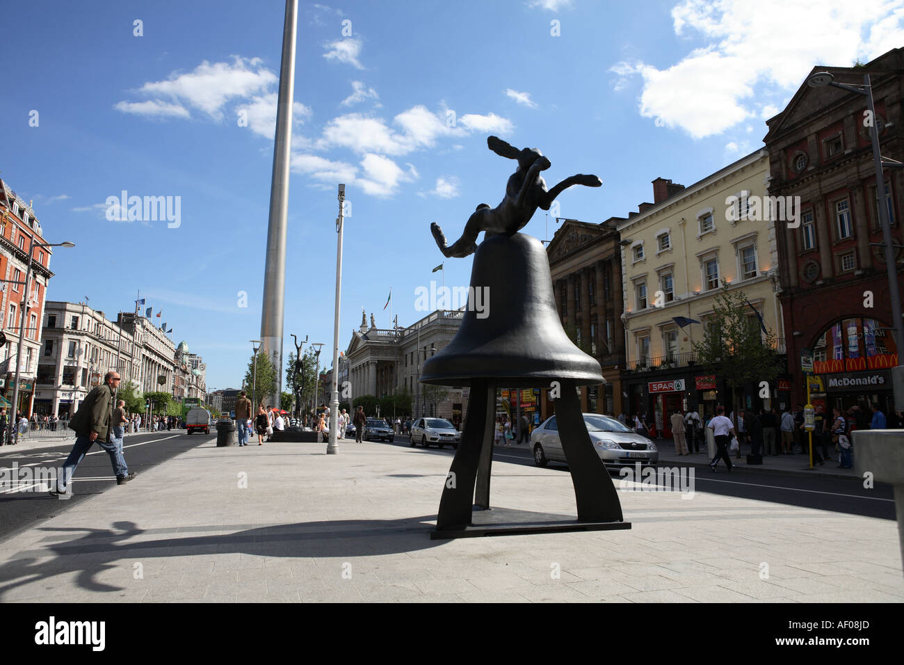 O'Connell Street, Dublin Street Sculpture by Barry Flanagan Stock Photo