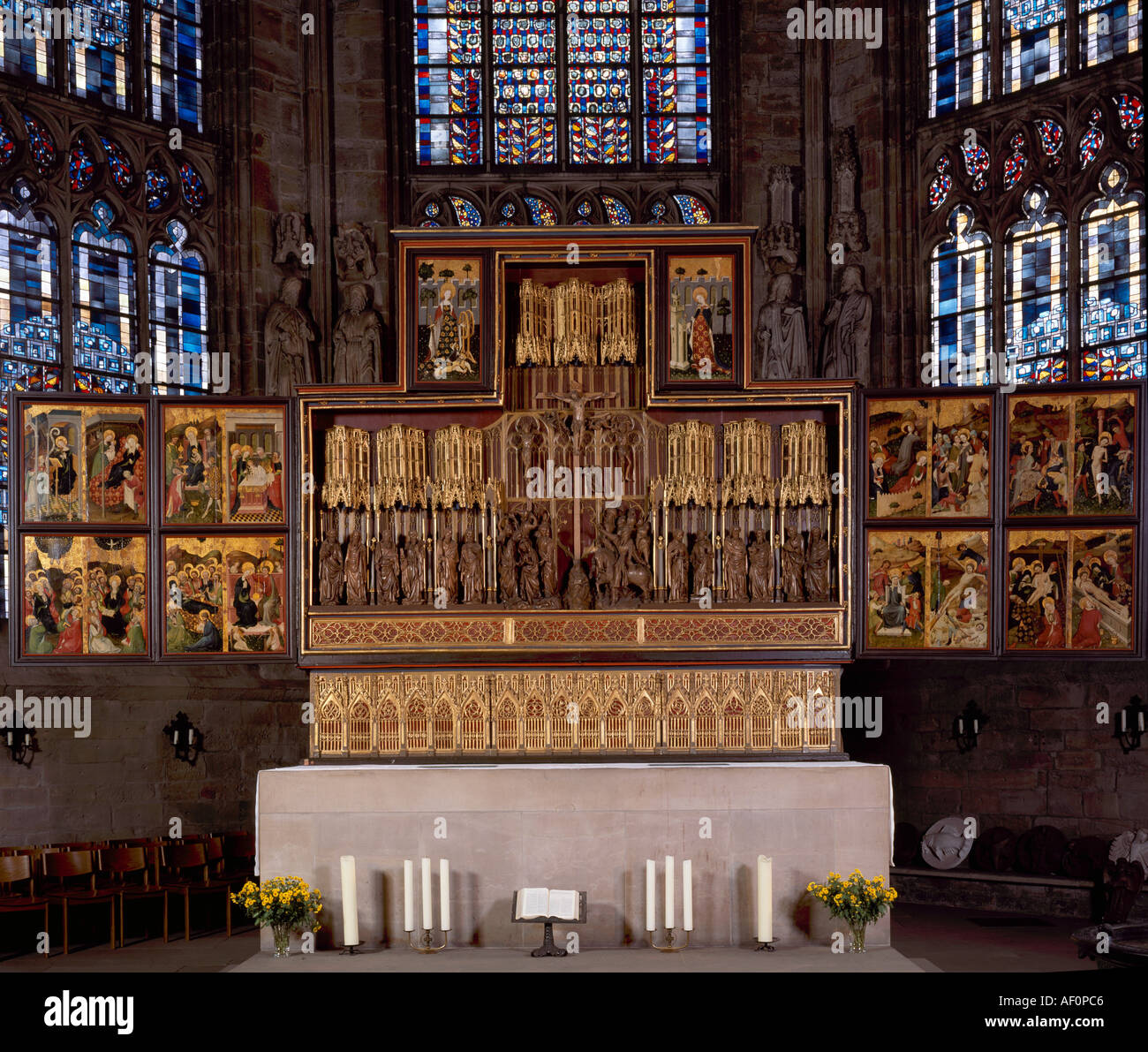 jesus-mit-kreuz-hi-res-stock-photography-and-images-alamy