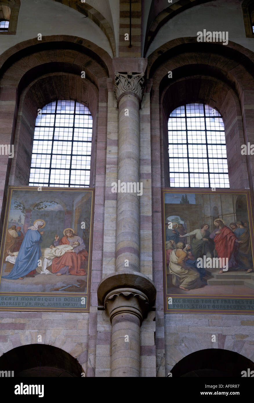 Speyer, Dom, Nördliche Wand des Mittelschiffs Stock Photo