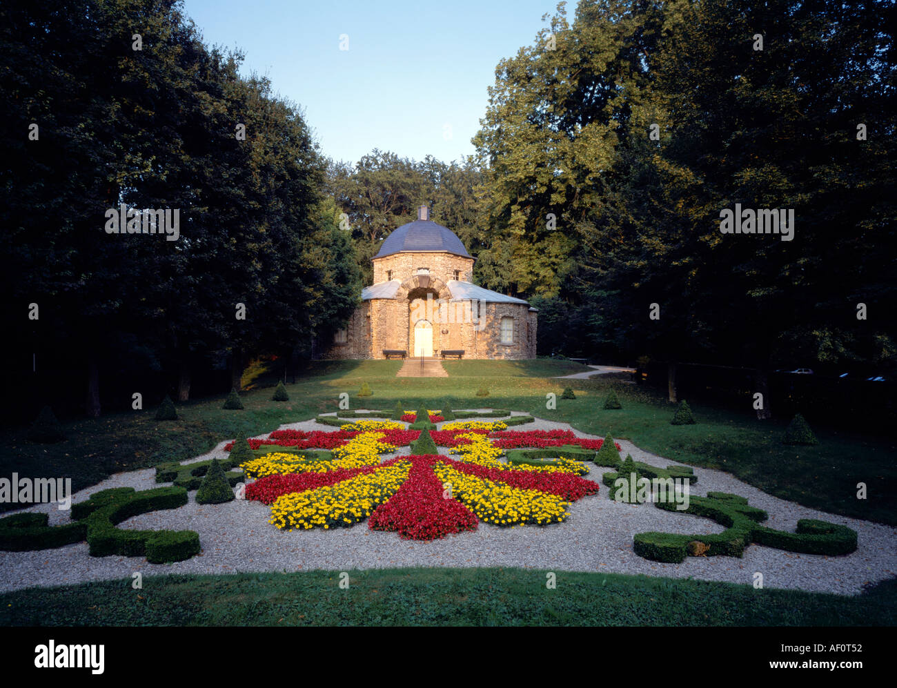 Sanspareil, Felsengarten, Parterre und Bau von Westen