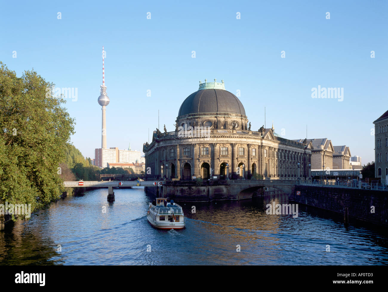 Berlin, Museumsinsel, Bodemuseum, Aussenansicht mit Fernsehturm Stock Photo