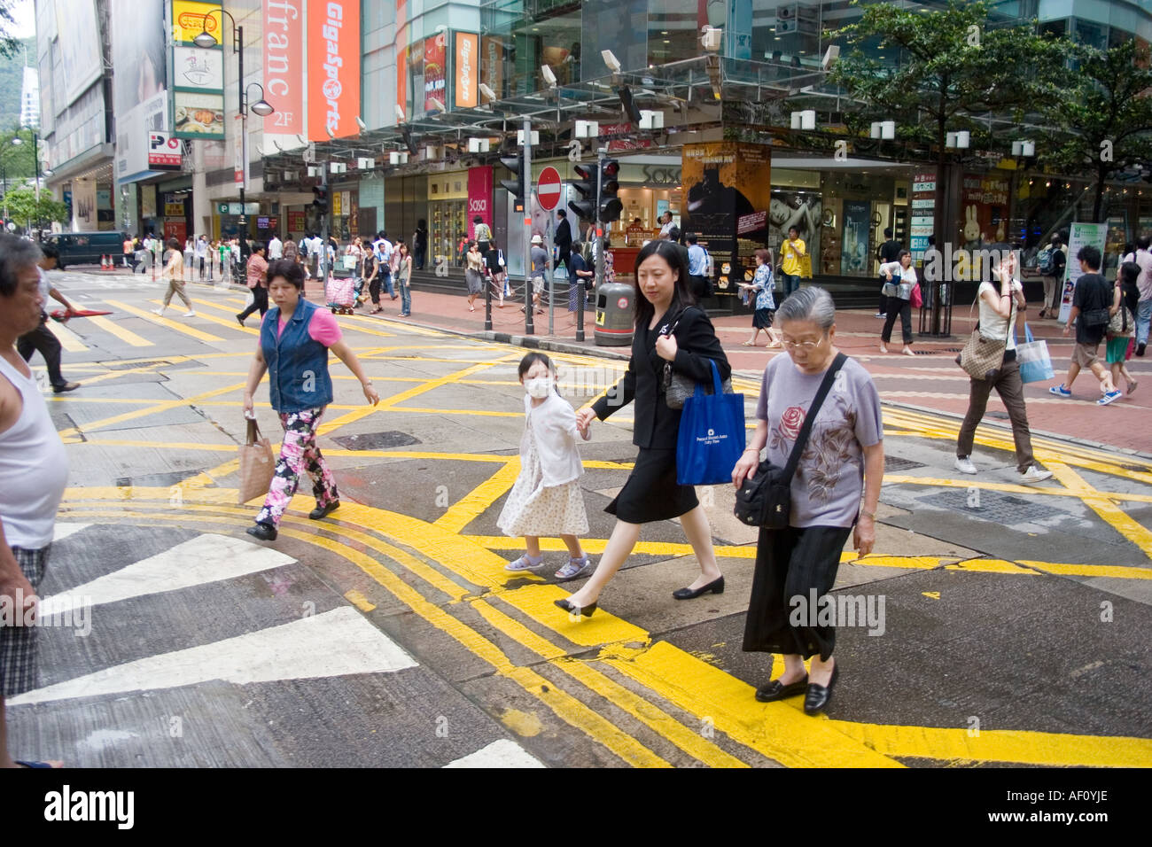 Download Hong Kong Face Mask High Resolution Stock Photography And Images Alamy Yellowimages Mockups