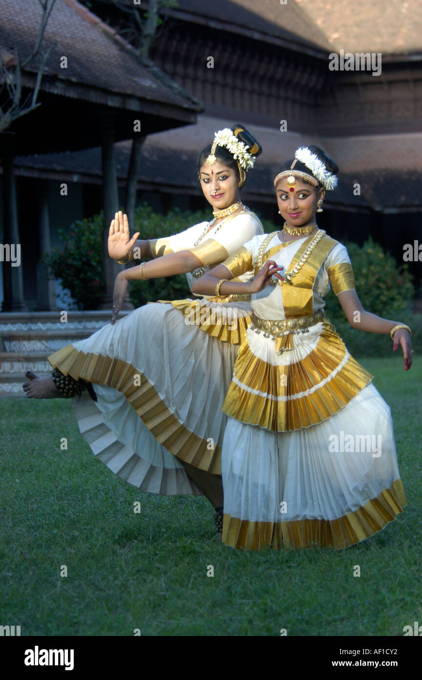 Mohiniyattam Dance Shadow