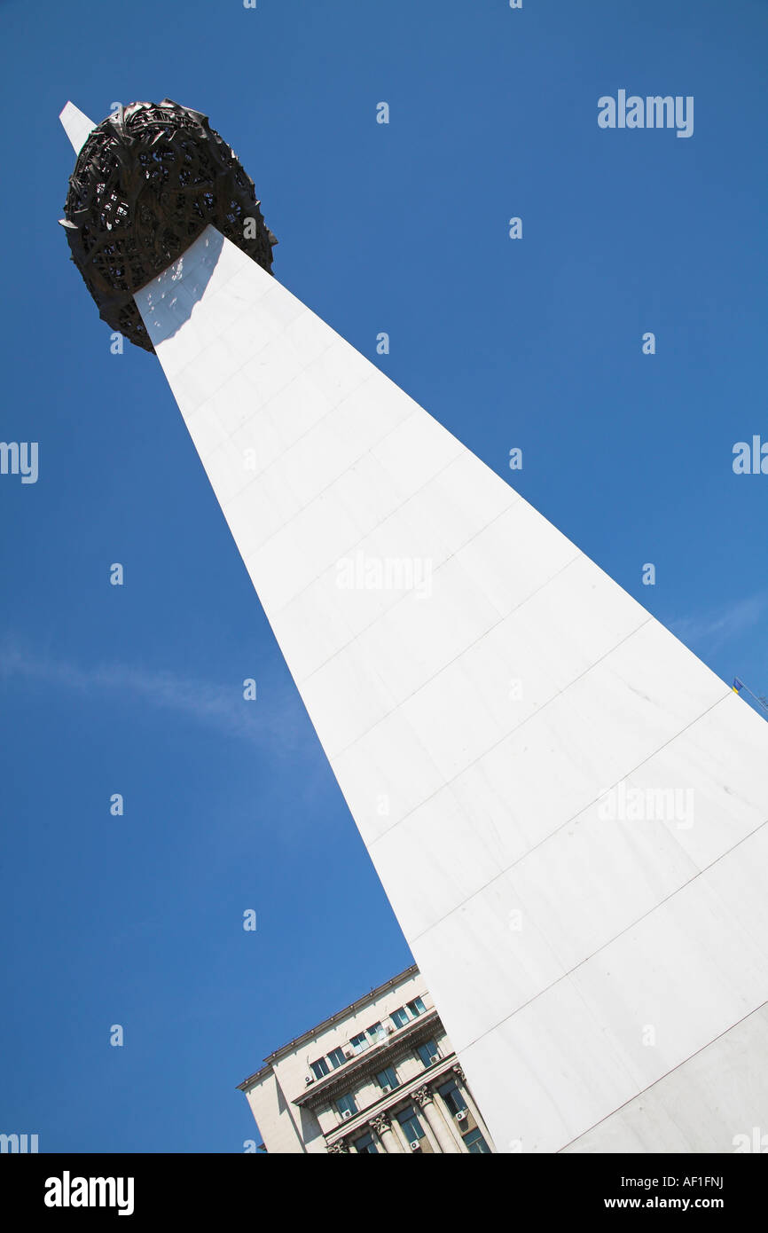 Monument to 1989 Revolution, Rebirth Memorial, Piata Revolutiei