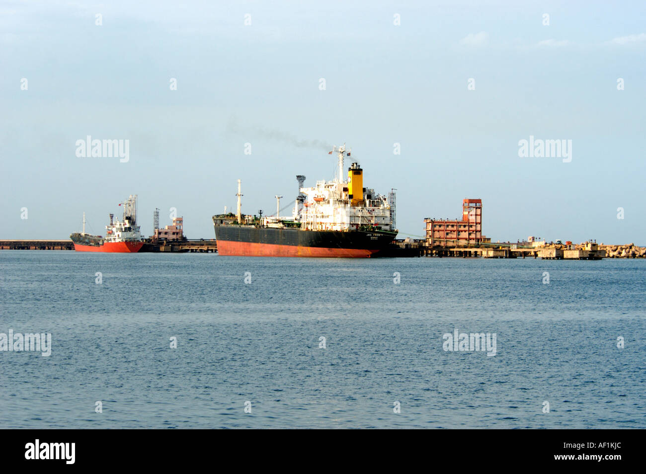 CARGO VESSEL AT BERTH CHENNAI PORT Stock Photo Alamy