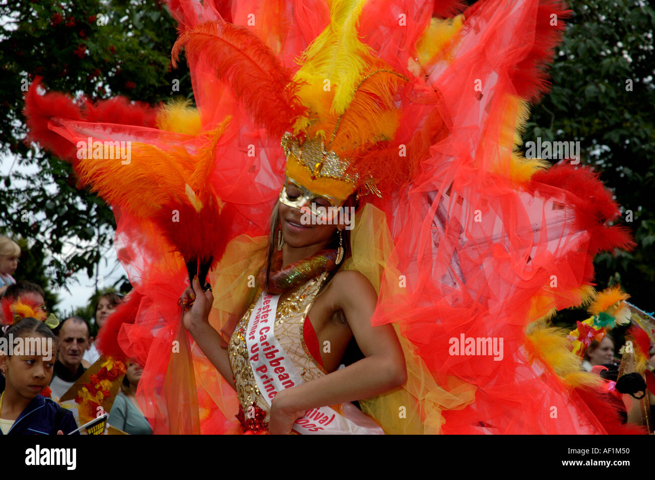 Girl feather mask carnival hi-res stock photography and images - Alamy
