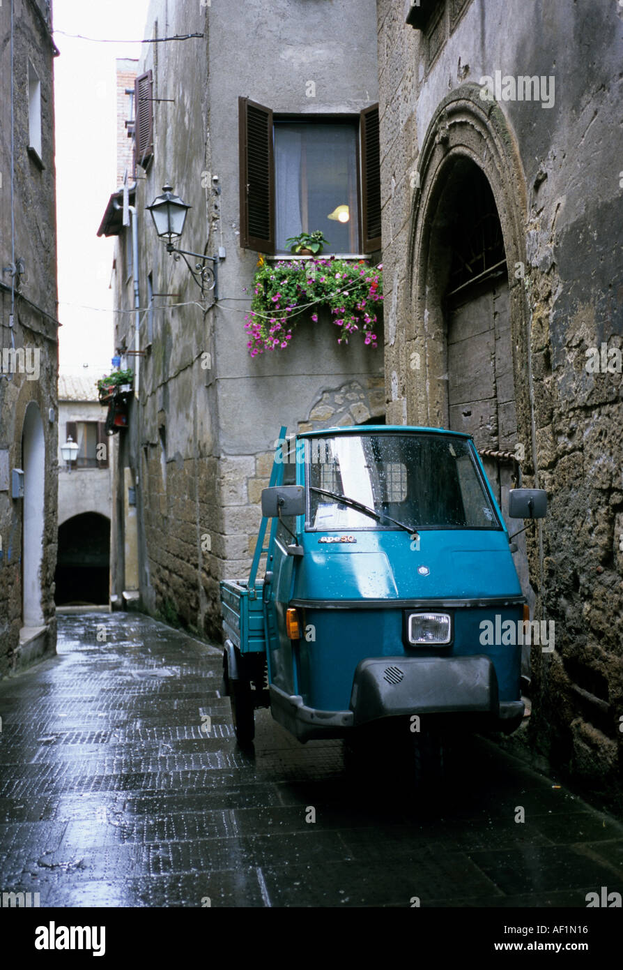 Three 3 wheel car hi-res stock photography and images - Alamy