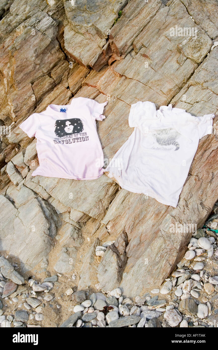 Tee shirts hi-res stock photography and images - Alamy