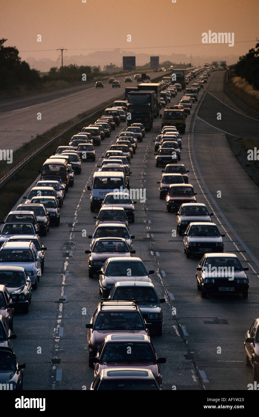 Traffic Jam On M40 Motorway UK Stock Photo Alamy traffic-jam-on-m40-motorway-uk-stock-photo-alamy