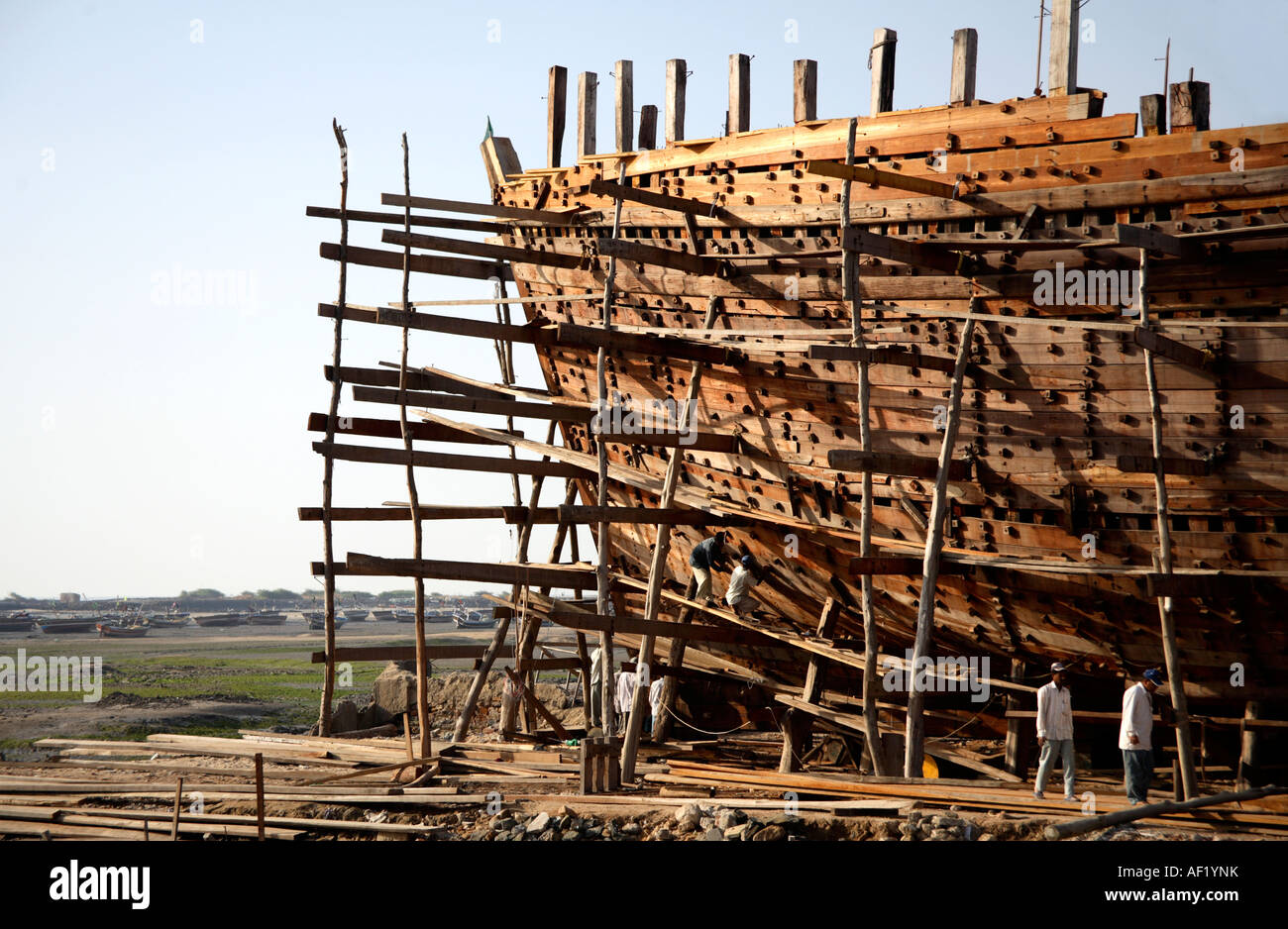 Wooden shipbuilding yard, Mandvi, Kutch, Gujarat, India Stock Photo