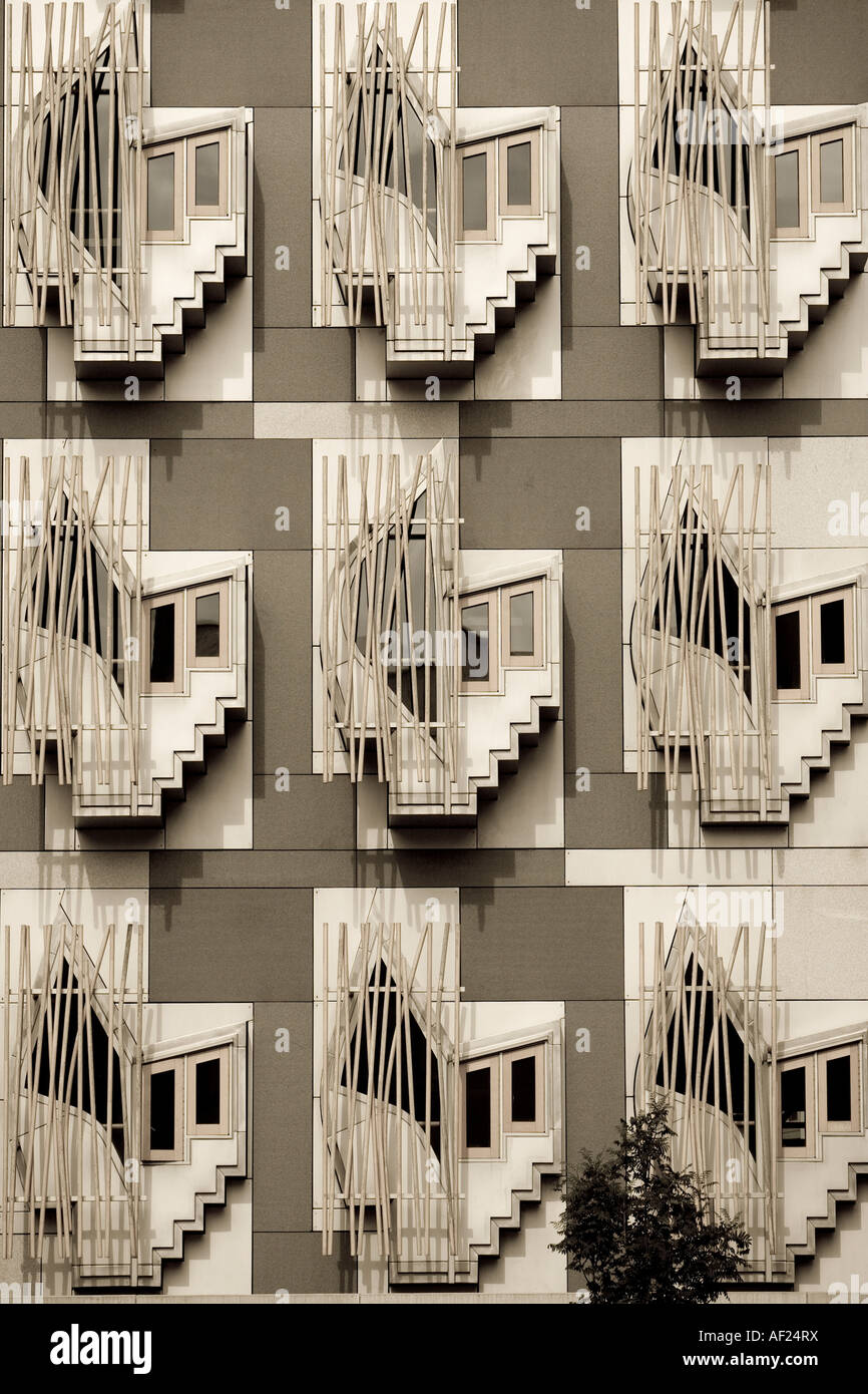 The pattern of 9 windows in the Scottish Parliament Building contrast ...