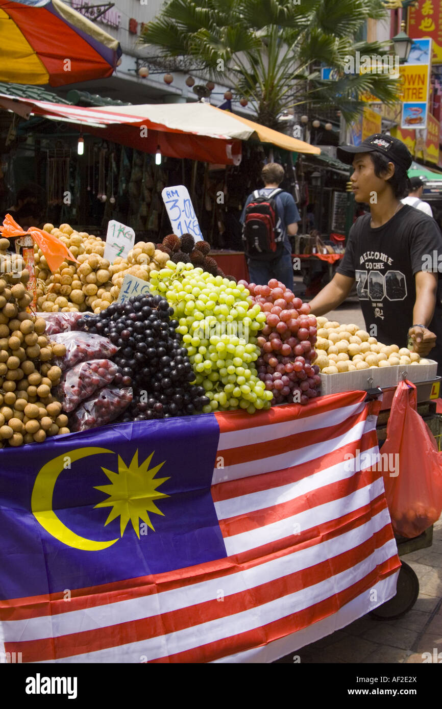 Fruit Cart Kuala Lumpur Stock Photo Alamy