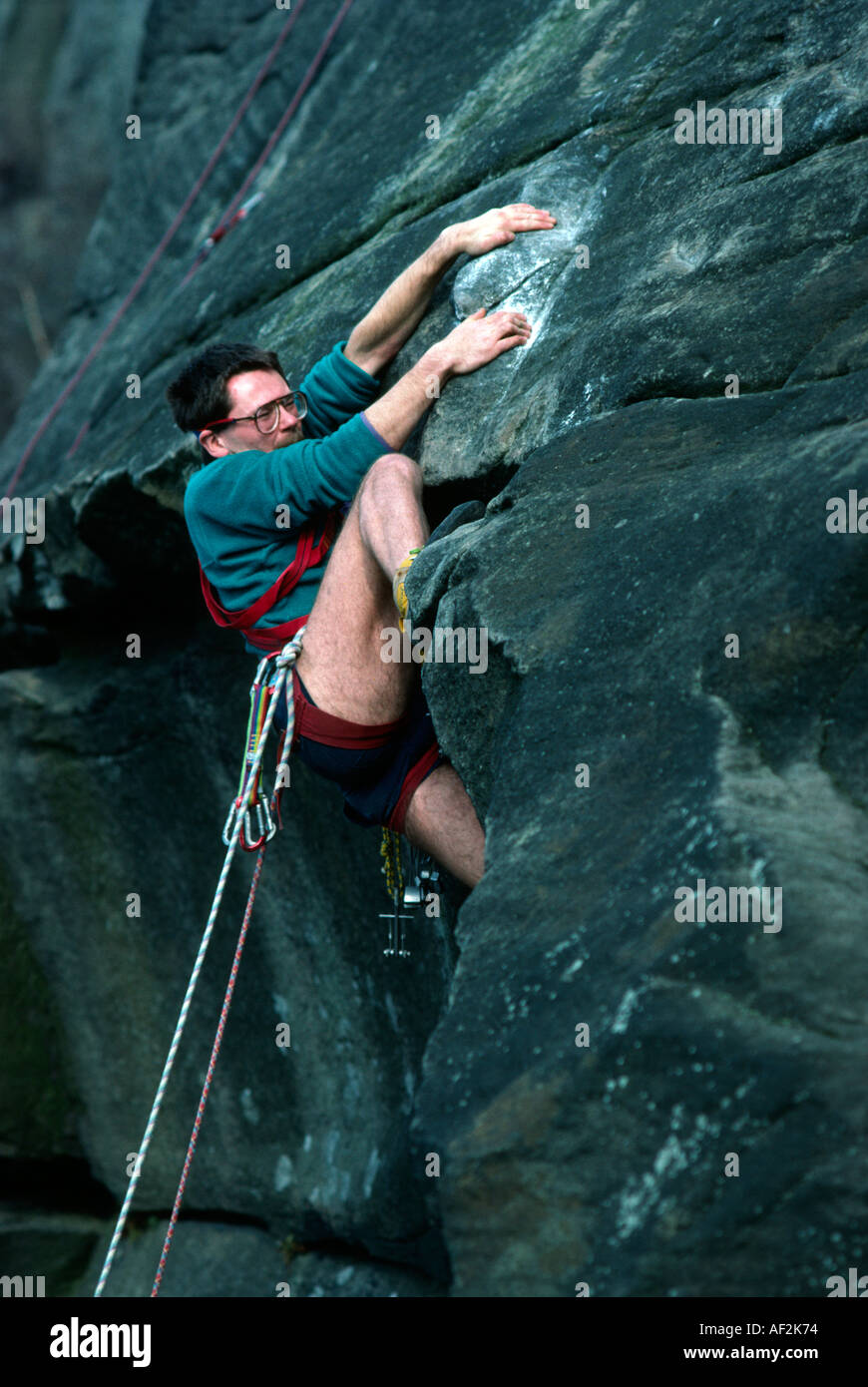 PICTURE CREDIT DOUG BLANE Dave Felce rock climbing in Derbyshire Peak District National Park Great Britain Stock Photo