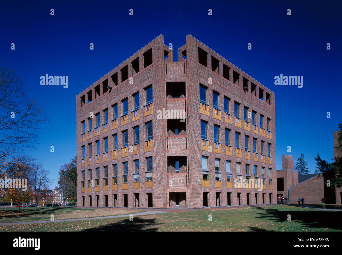 Philips Exeter Library, New Hampshire, 1969 1971. Architect Louis