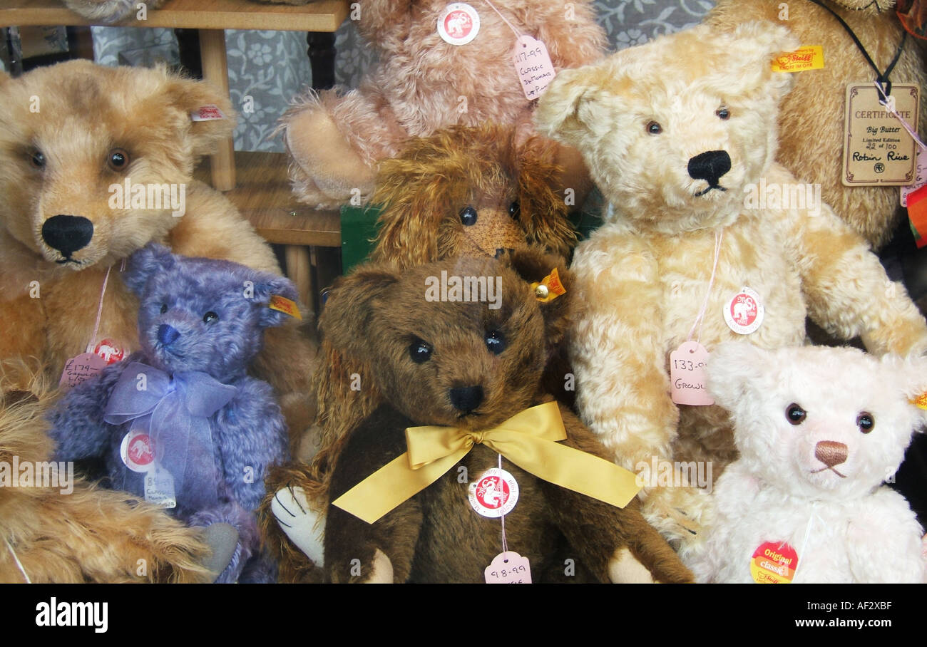 teddy bear display