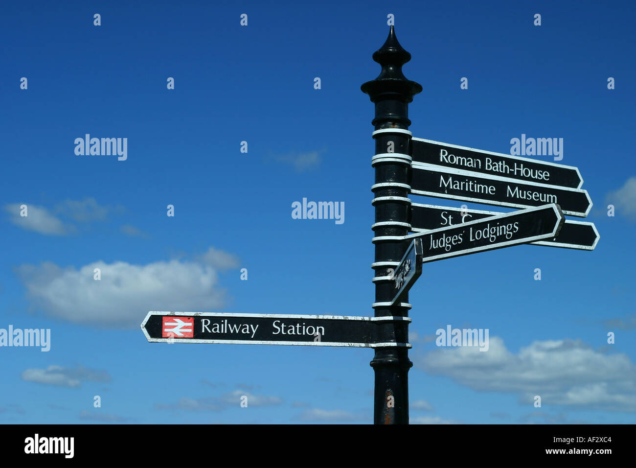 traditional signpost to tourist attractions lancaster uk Stock Photo ...