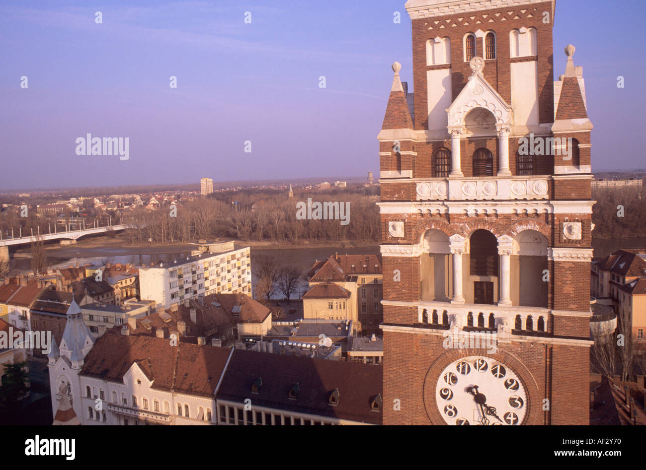 Dóm tér Cathedral Square in Szeged, Hungary, features the iconic Votive ...