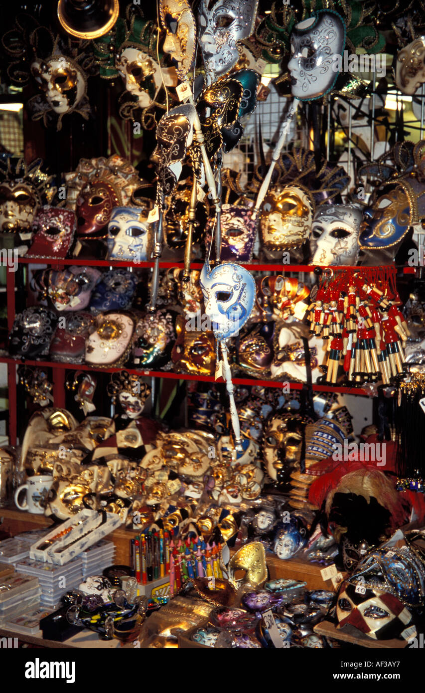Artistic masks venice hi-res stock photography and images - Alamy